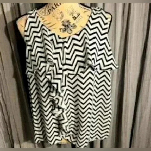 Charoltte Russe blouse, size medium - Picture 6 of 6